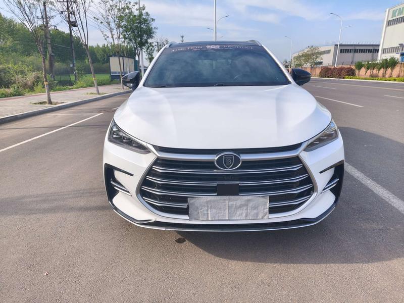 BYD Tang Hybrid/EV, 2022 — фото 2 из 12