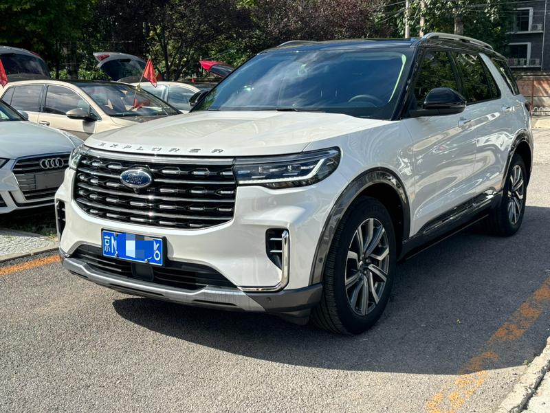 Ford Explorer, 2023 — купить в Калуге под ключ