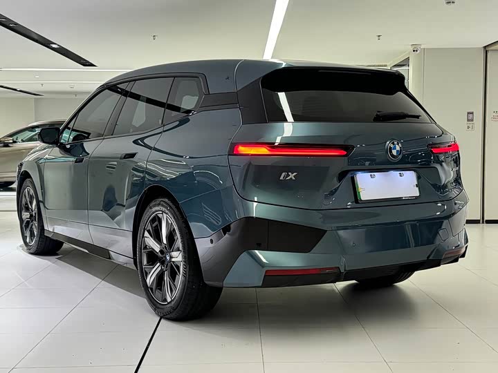 BMW iX, 2025 — фото 6 из 9