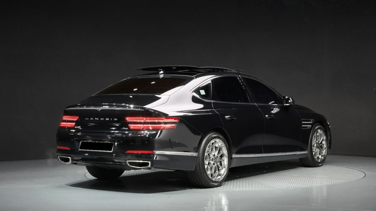 Genesis G80, 2022 — фото 2 из 12