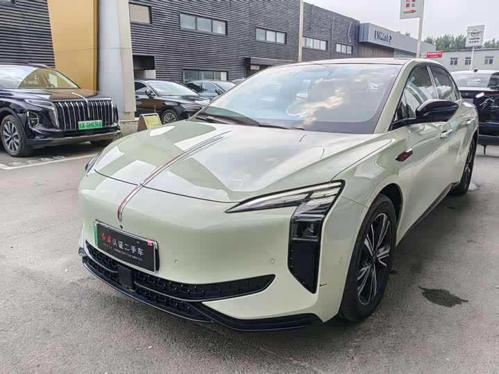 Hongqi EH7, 2025 — купить в Рязани под ключ