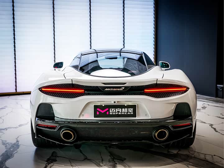 McLaren GT, 2021 — фото 3 из 9