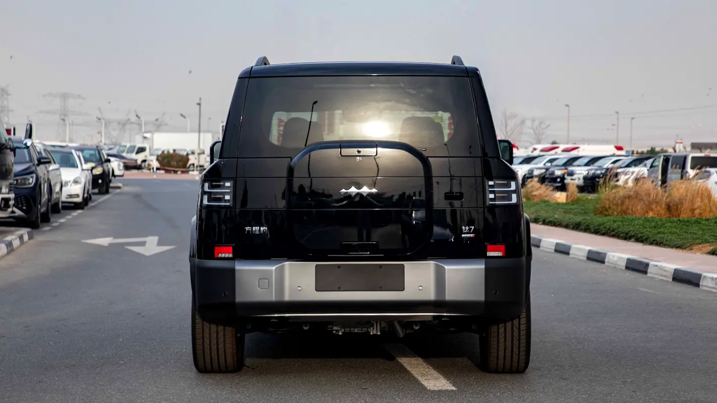 BYD Leopard Titanium 7, 2026 — фото 5 из 10
