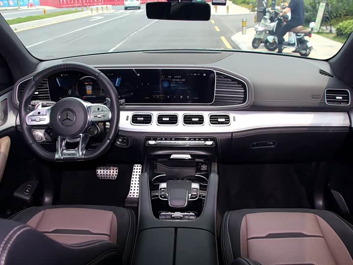 Mercedes-Benz GLE-Class AMG, 2023 — фото 7 из 9