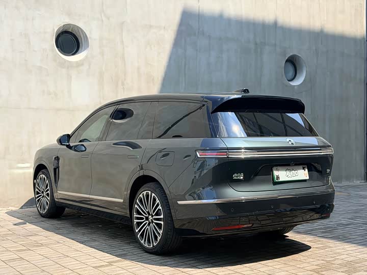 Nio ES8, 2025 — фото 7 из 9