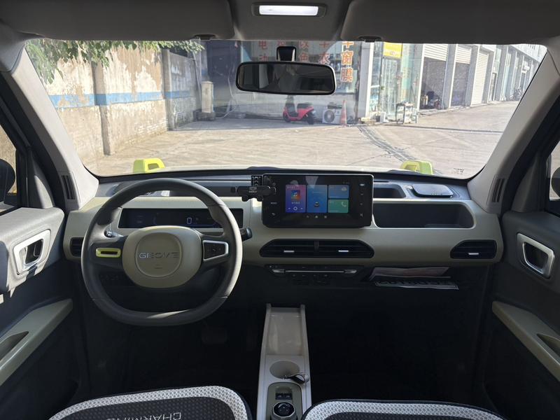 Geely Galaxy Panda Mini, 2023 — фото 7 из 8