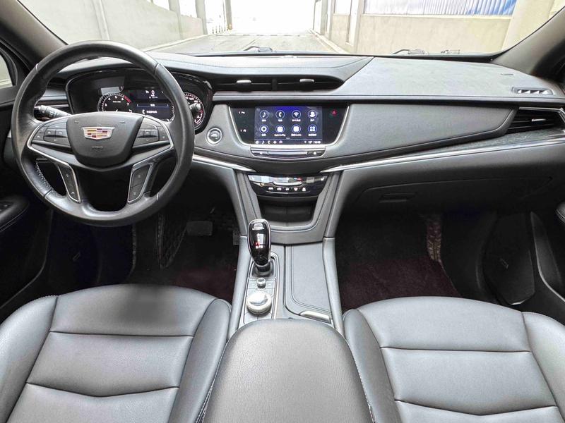 Cadillac XT5, 2022 — фото 6 из 11
