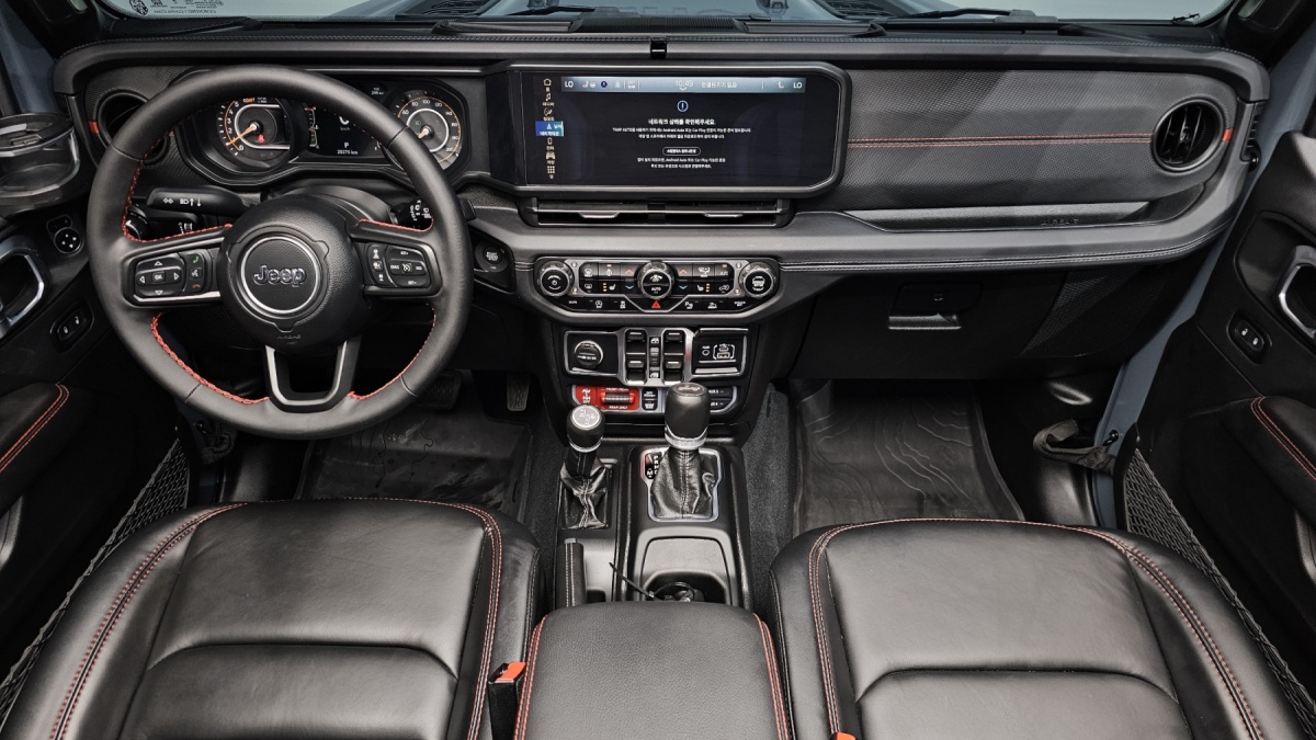 Jeep Wrangler, 2024 — фото 7 из 12