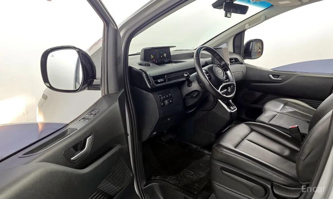 Hyundai Staria, 2023 — фото 10 из 12