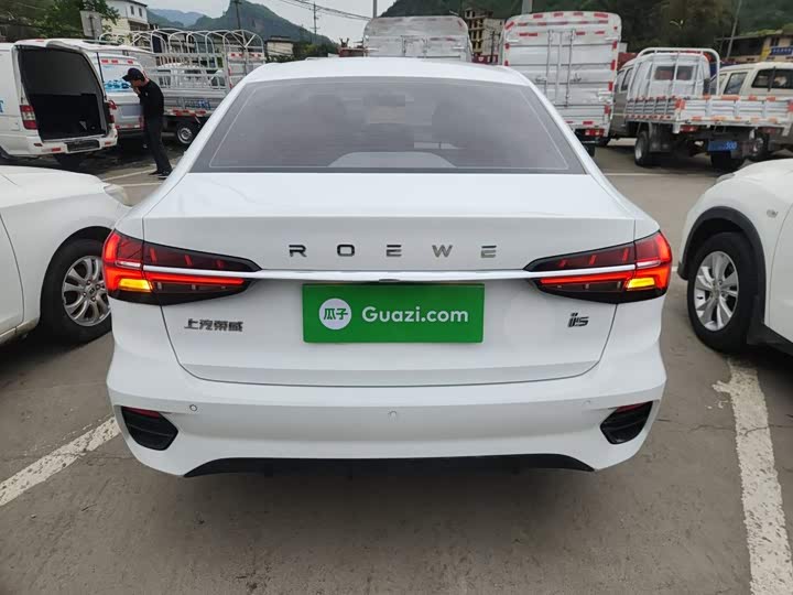 Roewe i5, 2022 — фото 4 из 9
