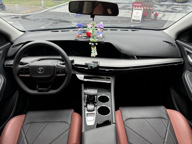 Changan Eado Plus, 2024 — фото 9 из 12