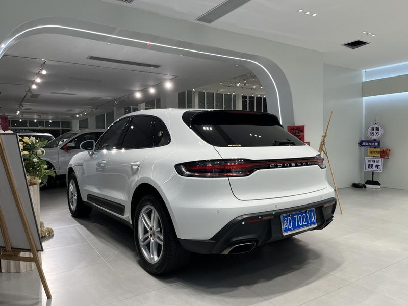 Porsche Macan, 2022 — фото 4 из 12