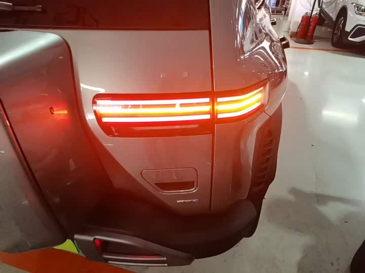 BYD FangChengBao Titanium 3 (Tai 3), 2025 — фото 8 из 9