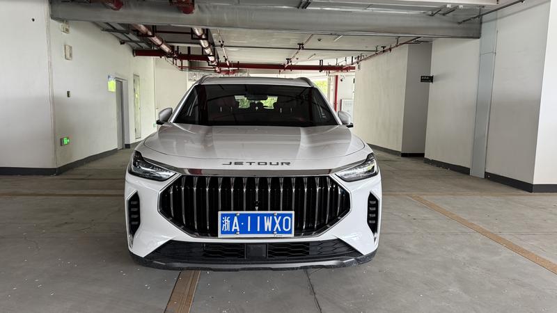 Jetour X70 Plus, 2023 — фото 2 из 10