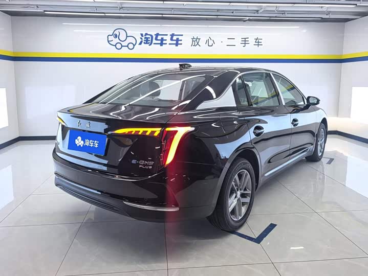 Hongqi E-QM5, 2026 — фото 3 из 9