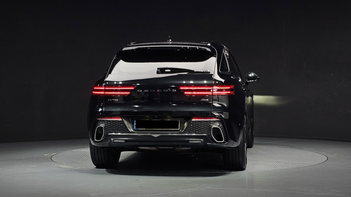 Genesis GV70, 2022 — фото 4 из 12