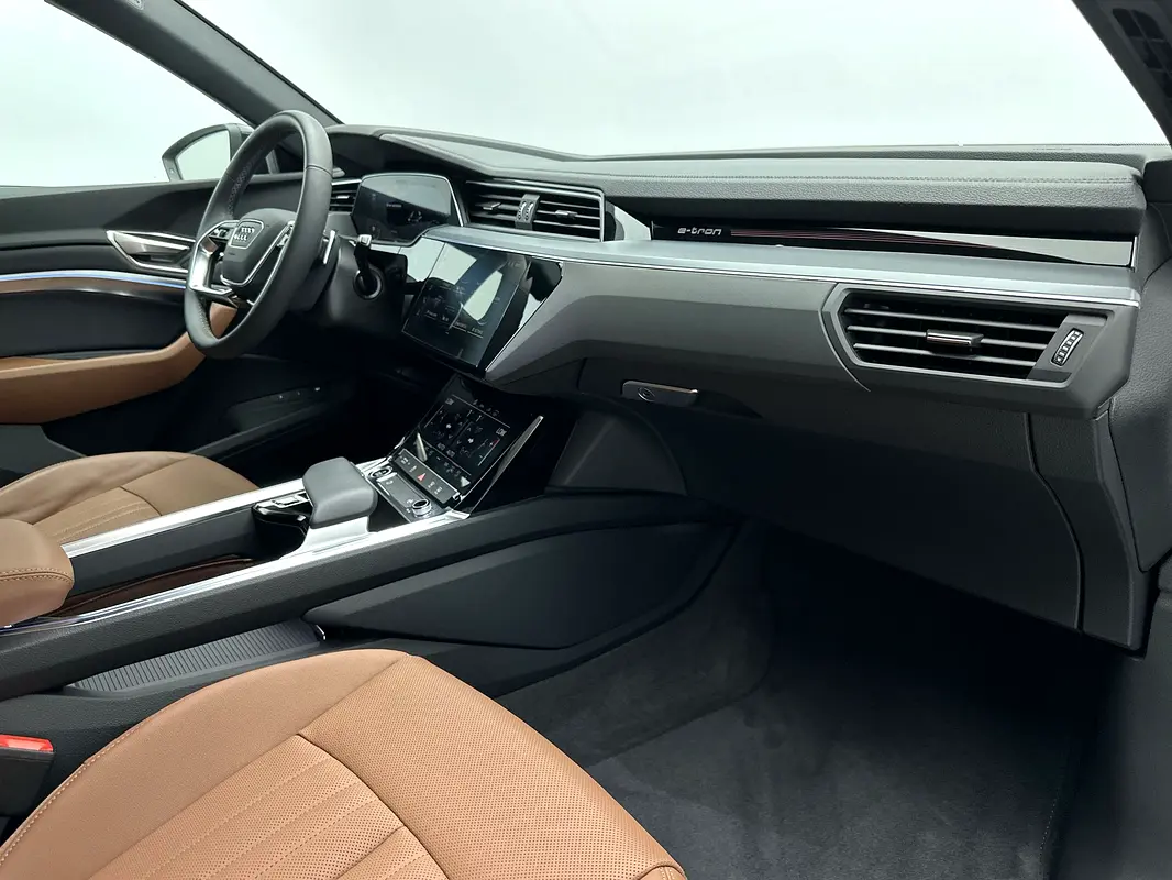 Audi Q8 e-tron, 2024 — фото 9 из 10
