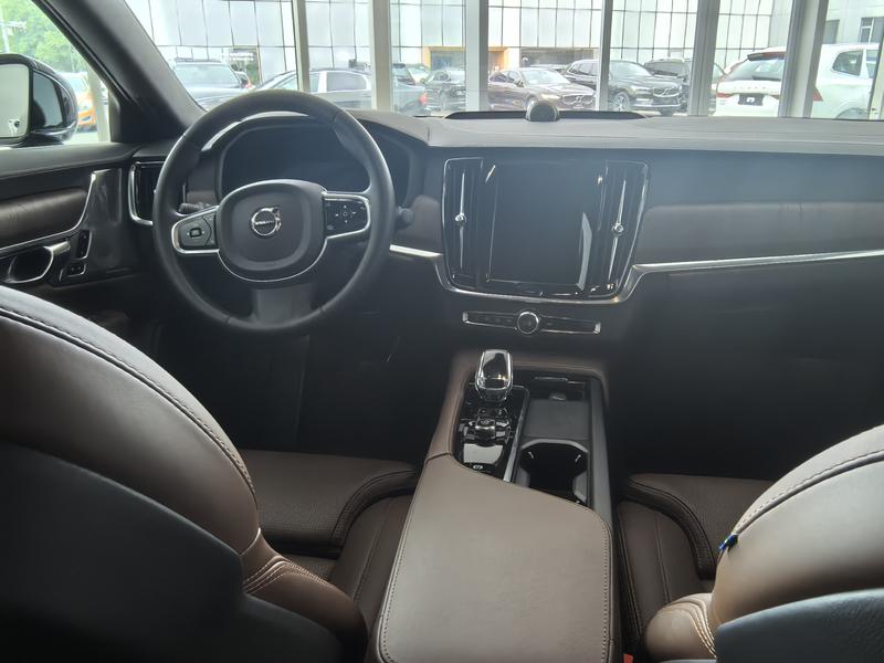 Volvo S90, 2024 — фото 6 из 10