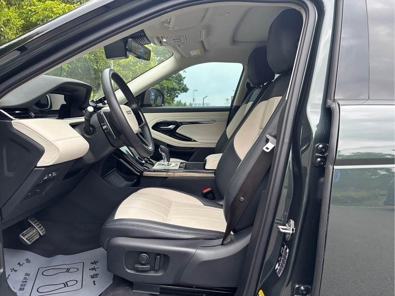 Land Rover Range Rover Evoque L, 2023 — фото 12 из 12