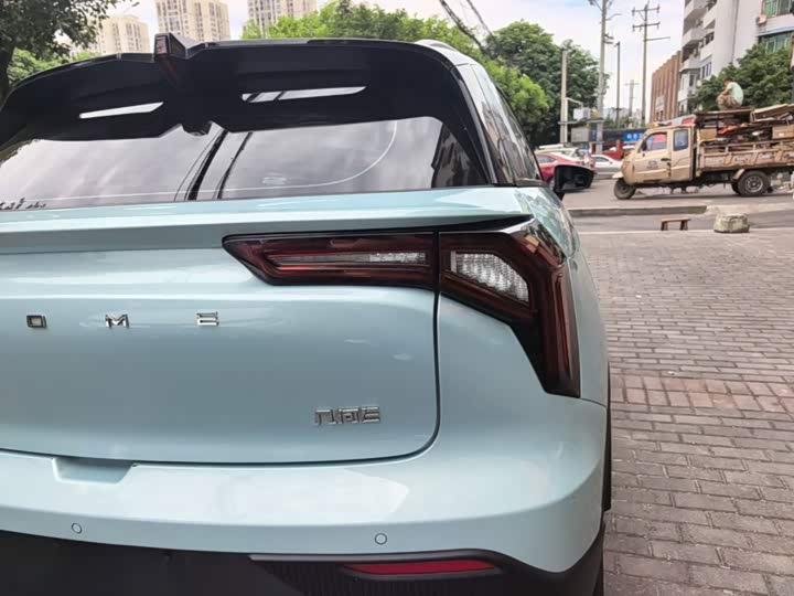 Geely Geometry E Firefly, 2023 — фото 8 из 9
