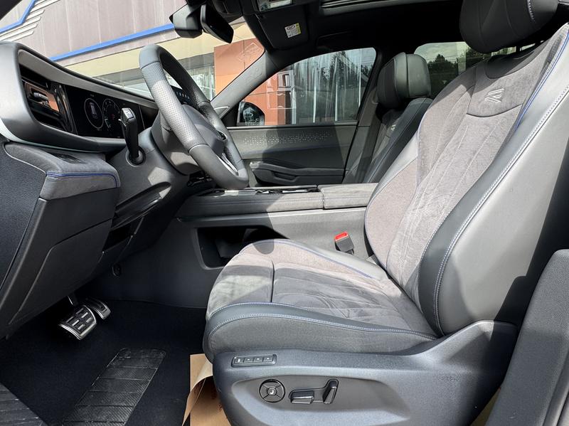 Volkswagen Teramont Pro, 2024 — фото 10 из 12