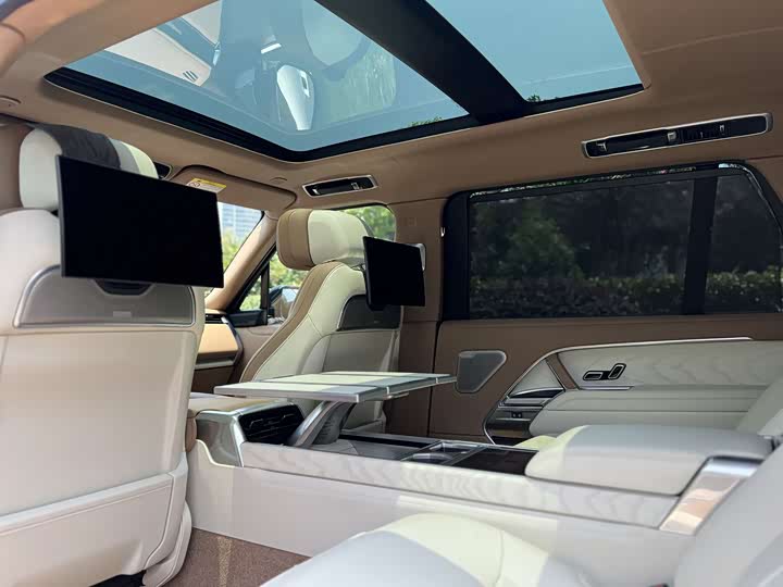 Land Rover Range Rover, 2024 — фото 5 из 5