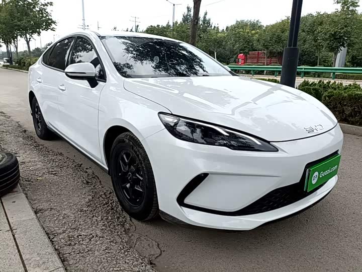 BYD Seal 05 DM-i Hybrid, 2025 — фото 4 из 9
