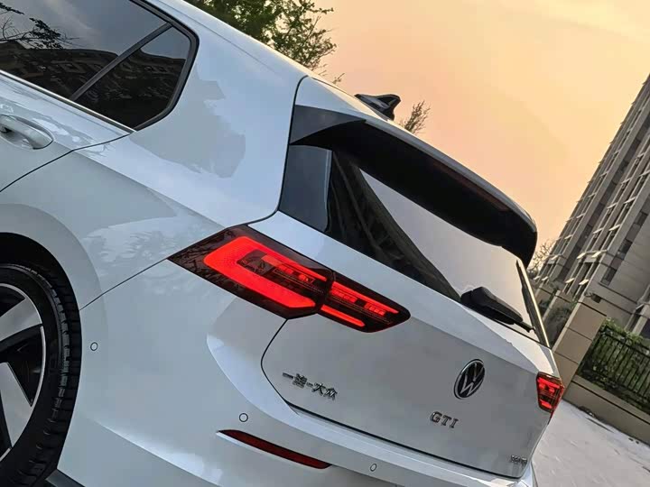 Volkswagen Golf GTI, 2023 — фото 3 из 9