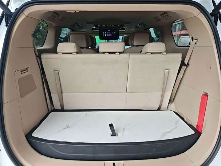 Buick GL8 Hybrid, 2025 — фото 9 из 9