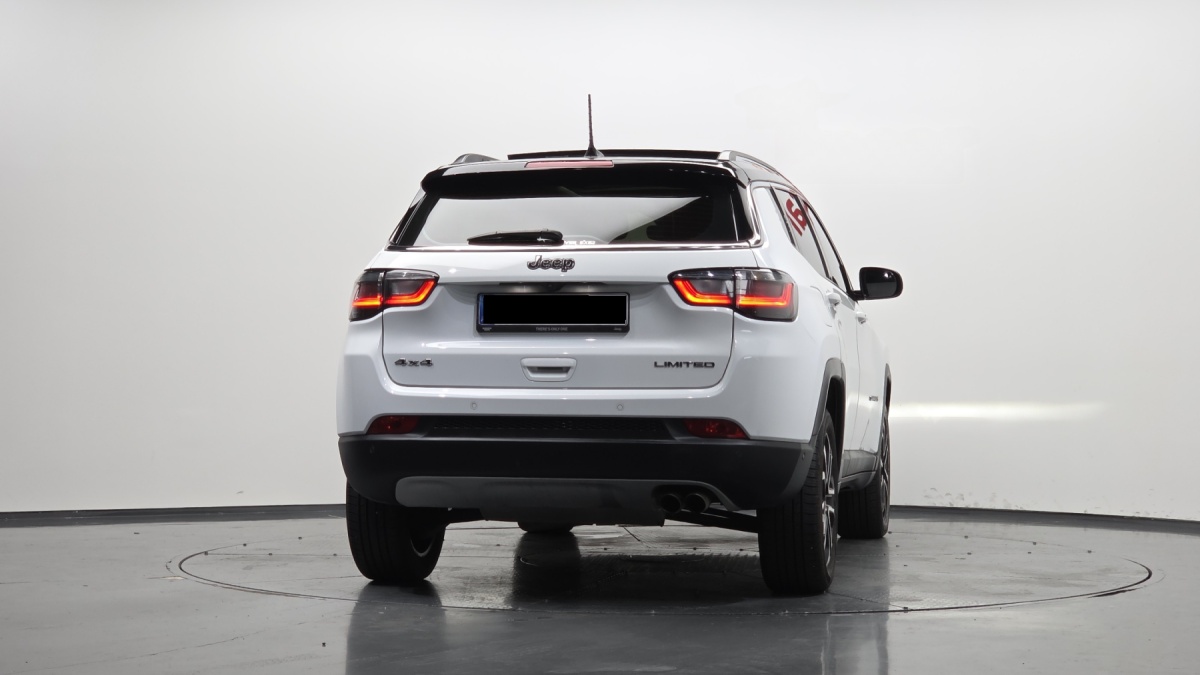 Jeep Compass, 2022 — фото 4 из 12