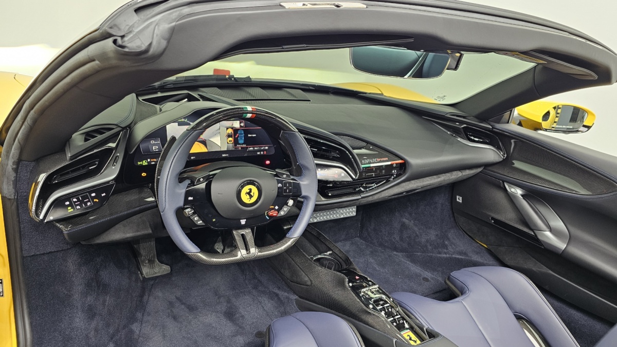 Ferrari SF90, 2023 — фото 6 из 12