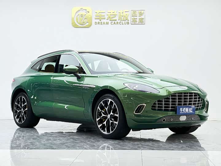 Aston Martin DBX, 2022 — фото 3 из 9