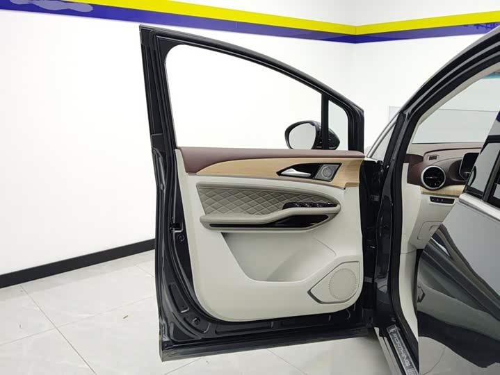 Dongfeng Forthing Yacht, 2022 — фото 7 из 9