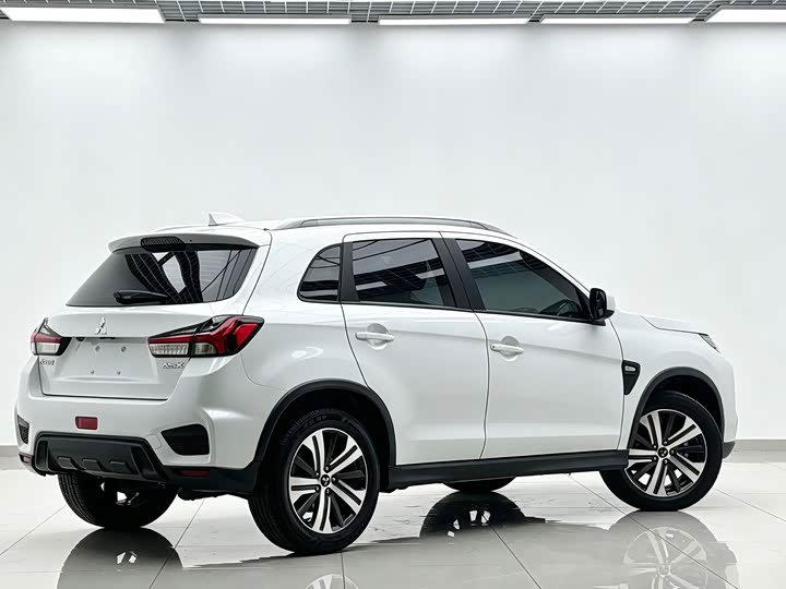 Mitsubishi ASX, 2022 — фото 4 из 9