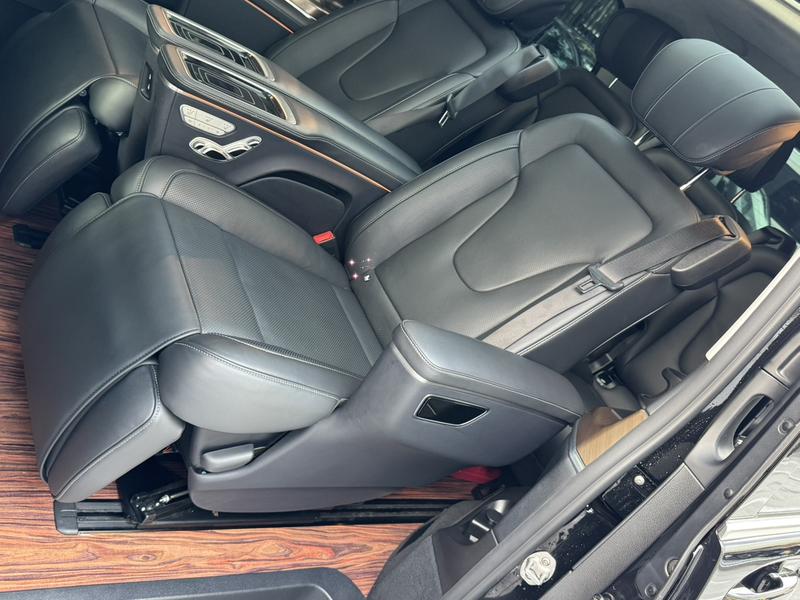 Mercedes-Benz V-Class, 2023 — фото 6 из 12
