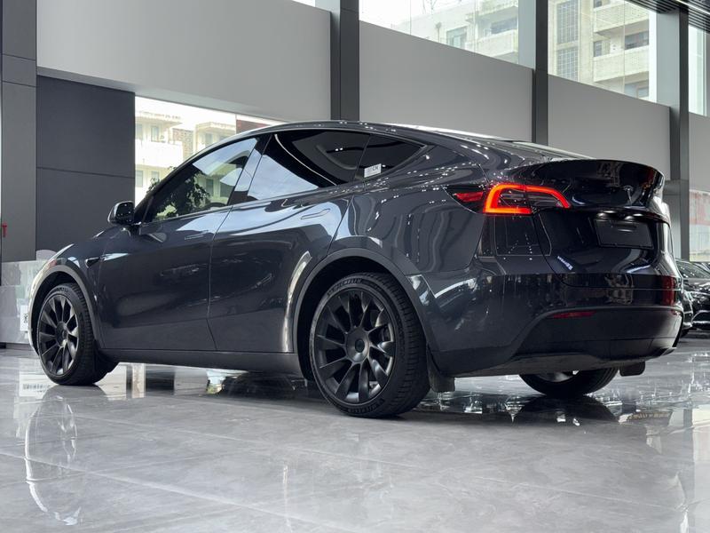 Tesla Model Y, 2024 — фото 3 из 8