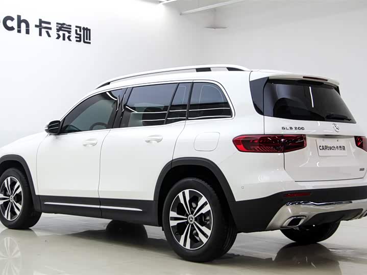 Mercedes-Benz GLB-Class, 2023 — фото 6 из 9