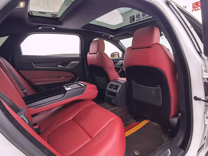 Jaguar XF L, 2022 — фото 9 из 9