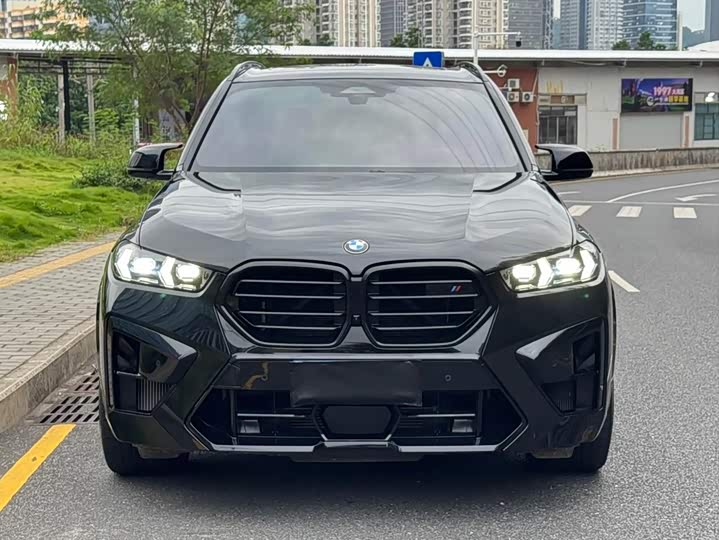 BMW X5 M, 2024 — фото 2 из 9