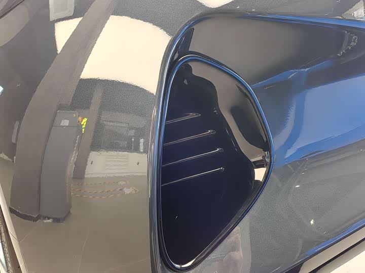 Lotus Emira, 2023 — фото 6 из 9
