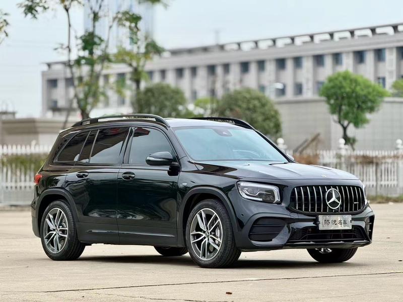 Mercedes-Benz GLB-Class AMG, 2022 — фото 3 из 9