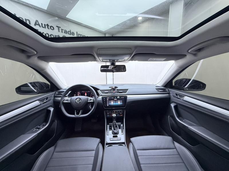 Skoda Superb, 2024 — фото 9 из 12