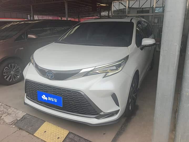 Toyota Granvia, 2023 — купить в Брянске под ключ