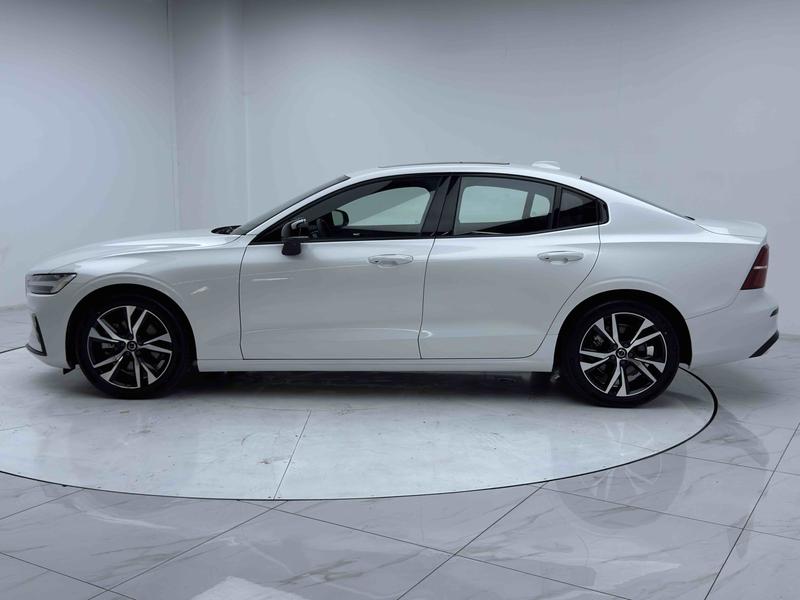 Volvo S60, 2024 — фото 4 из 12