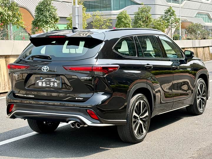 Toyota Crown Kluger, 2023 — фото 6 из 9