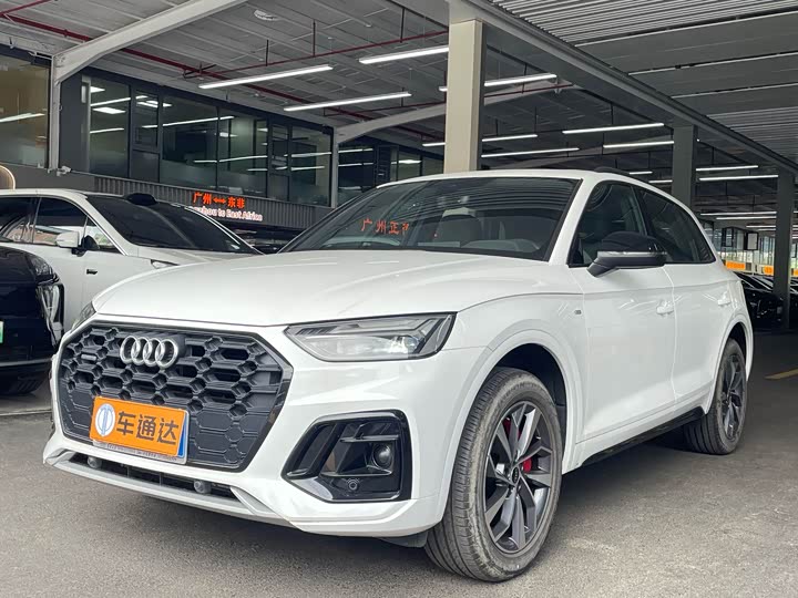 Audi Q5L, 2024 — фото 2 из 9