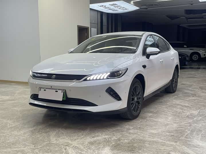 BYD Qin Plus, 2025 — купить в Санкт-Петербурге под ключ