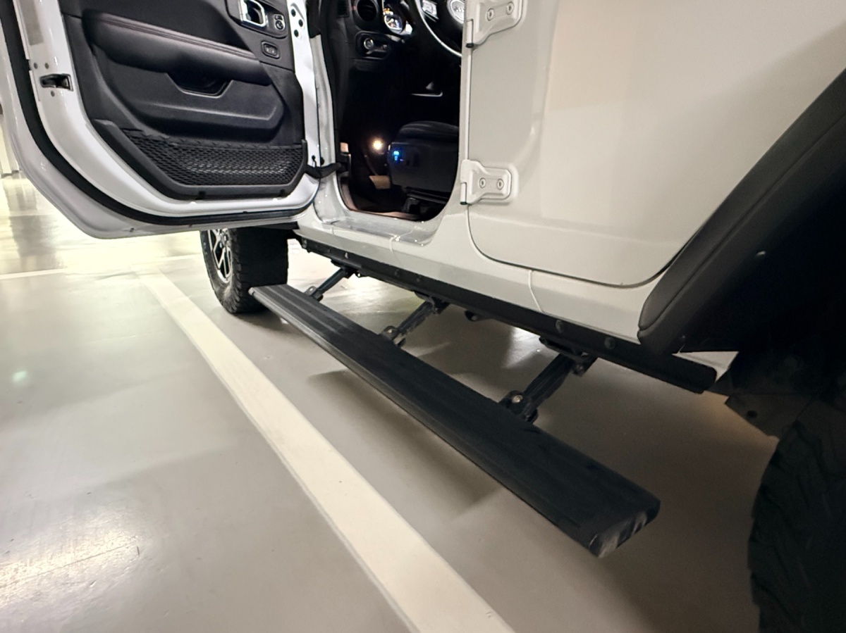 Jeep Wrangler, 2024 — фото 12 из 12