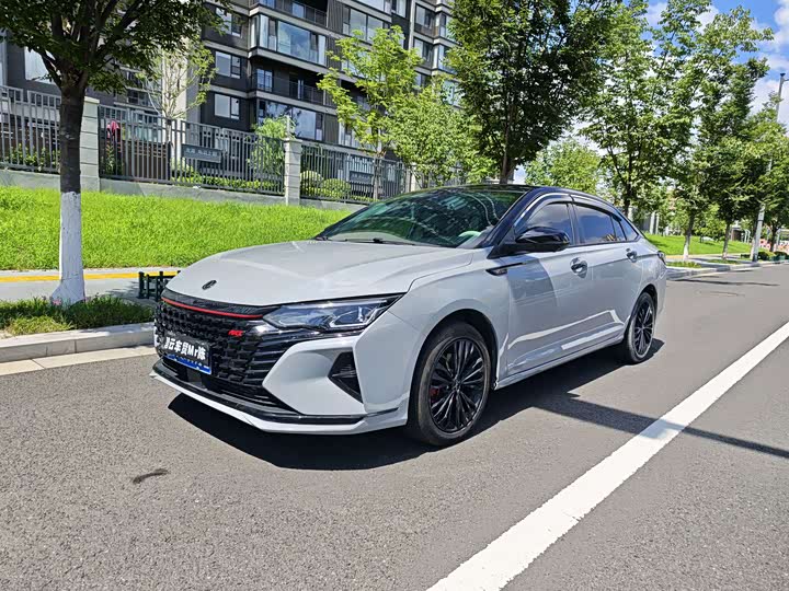 Dongfeng Aeolus Yixuan Max, 2022 — купить в Самаре под ключ