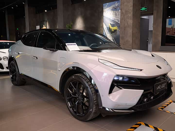 Lotus Eletre, 2023 — купить в Воронеже под ключ